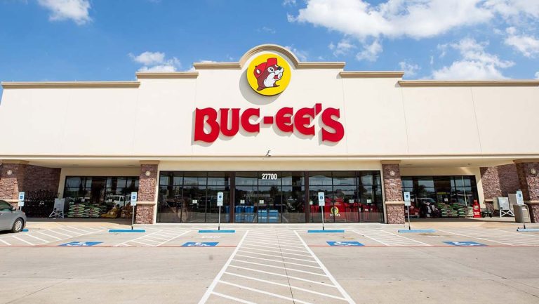 Buc-ee’s Menu in 2024 (Delicious BBQ Brisket Sandwiches)