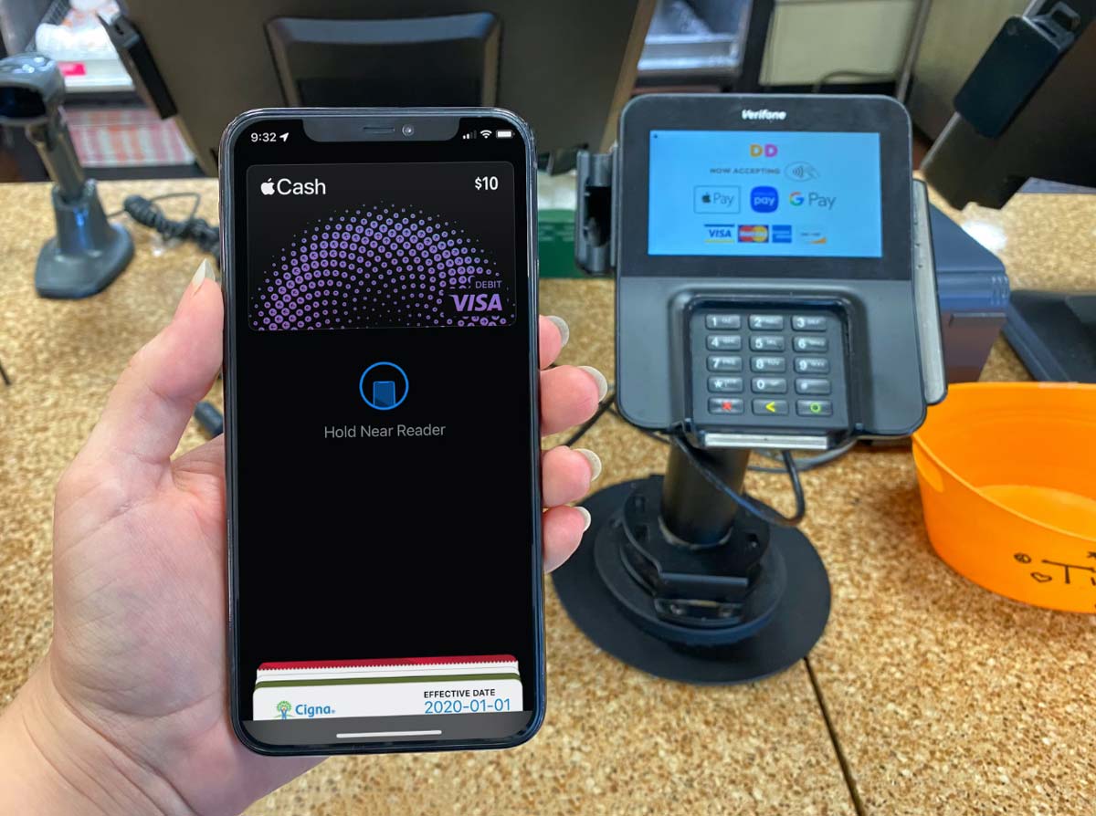 does dunkin donuts take apple pay